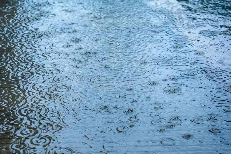 雨季来袭，如何对破碎筛分设备进行保养？